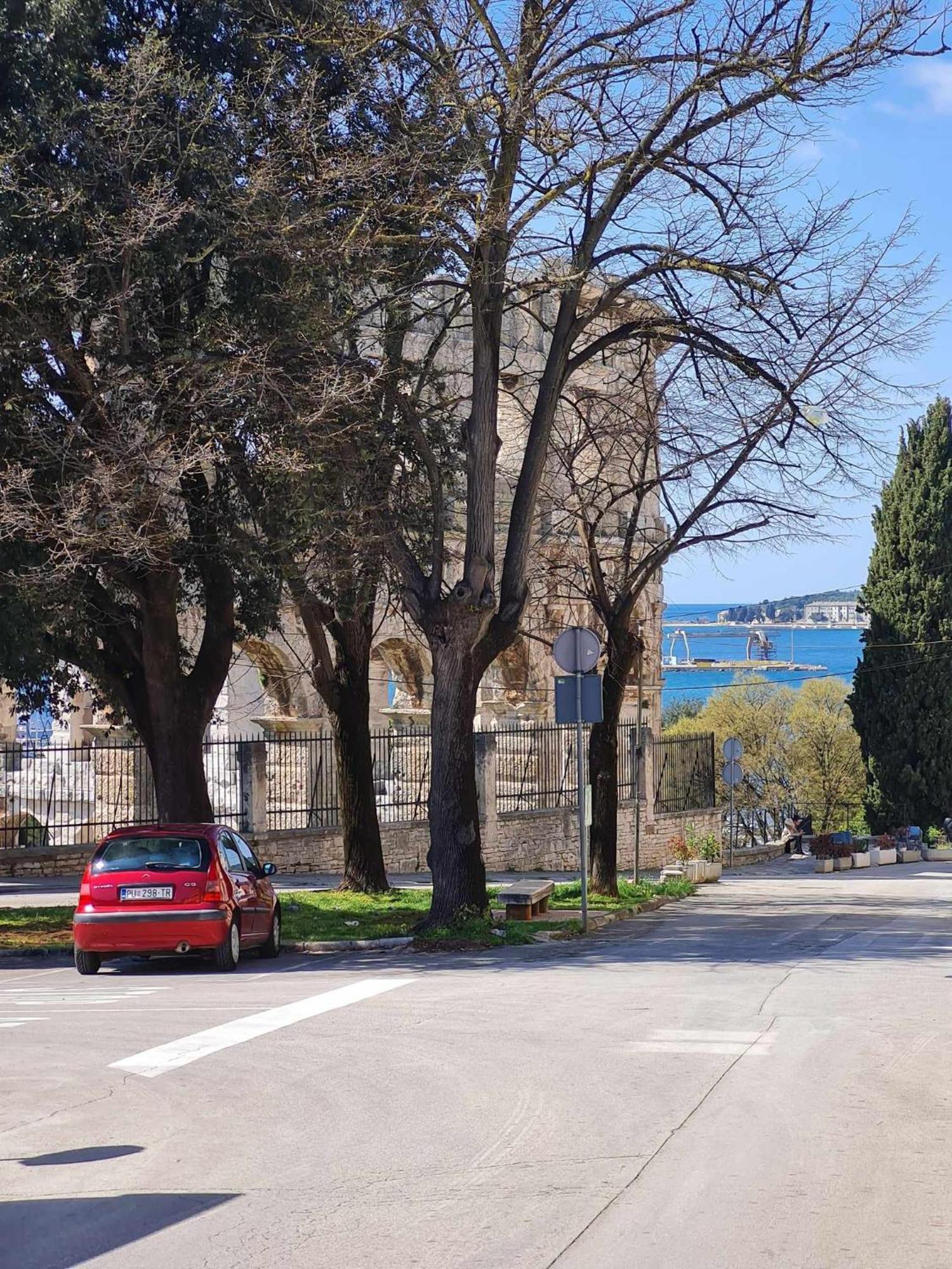 Arena Pula - Atraktivan Stan!!! Exterior foto